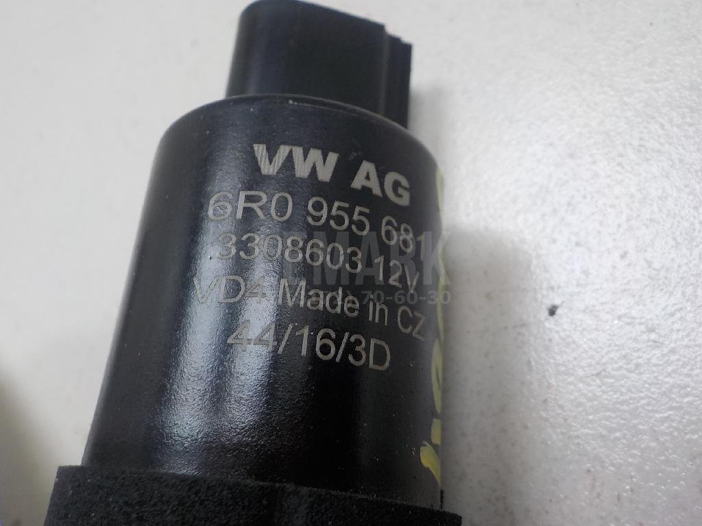 Насос омывателя фар