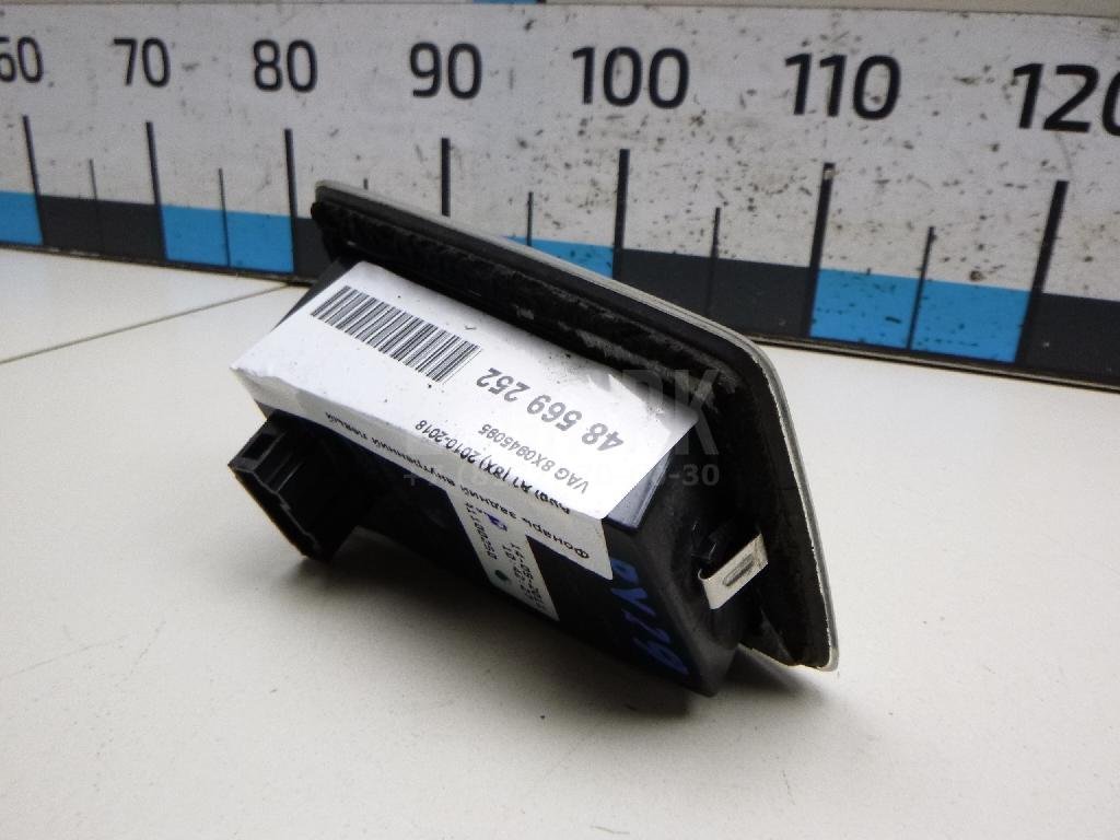 Фонарь задний внутренний левый