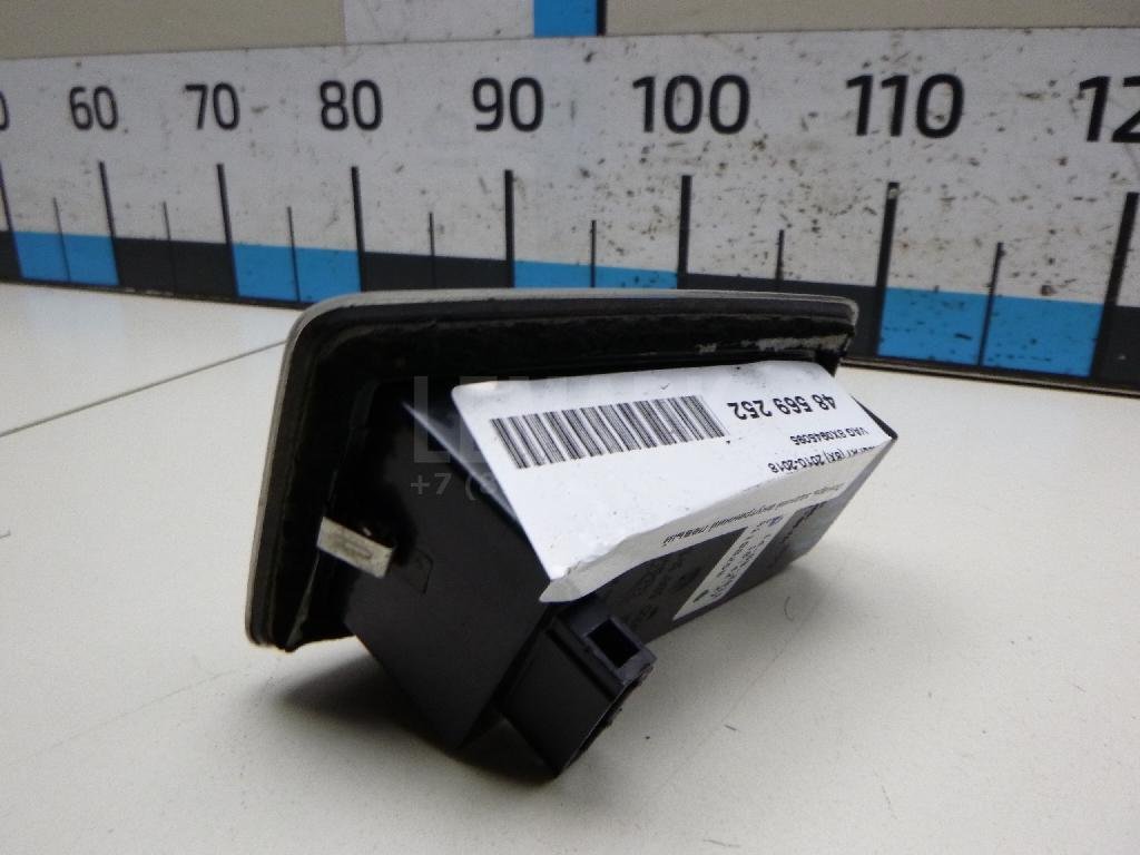 Фонарь задний внутренний левый