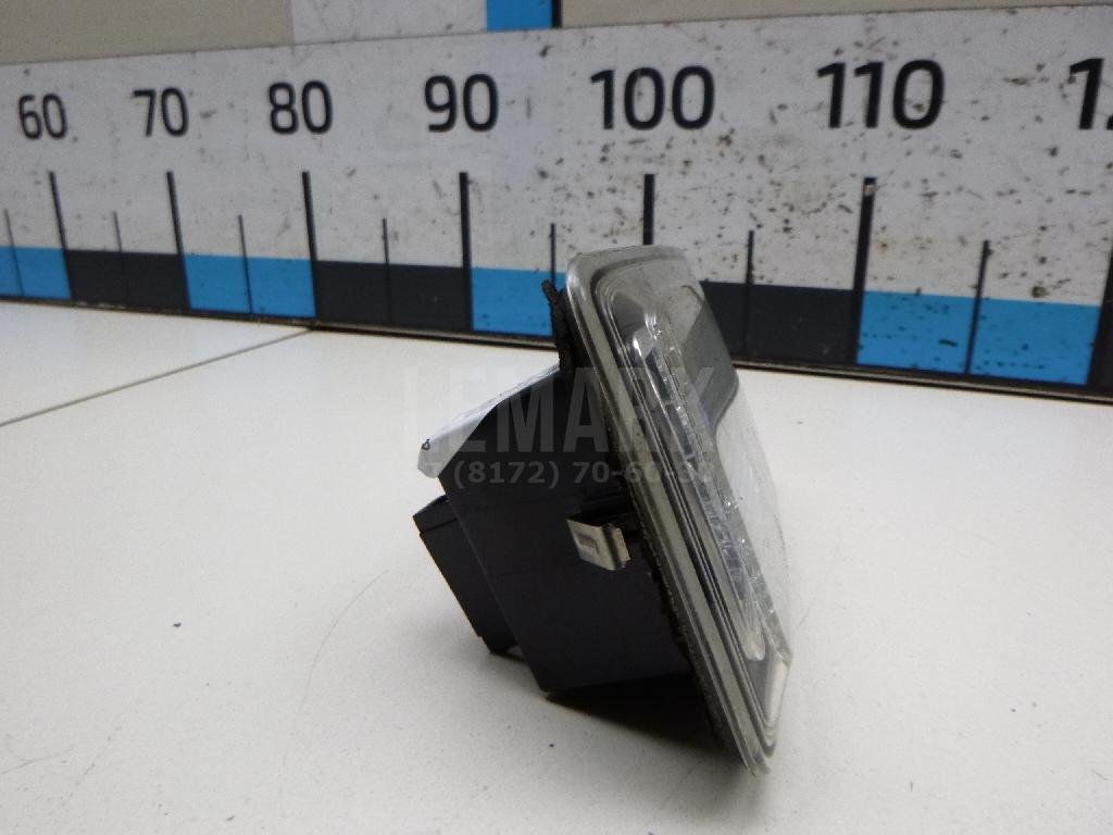 Фонарь задний внутренний правый