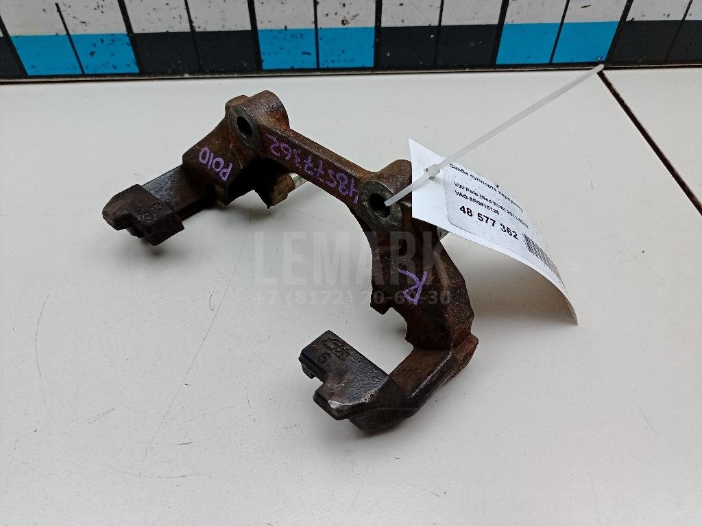 Скоба суппорта переднего