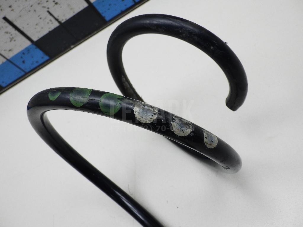 Пружина передняя