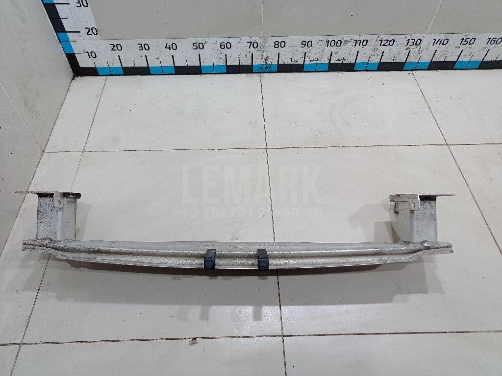 Усилитель переднего бампера