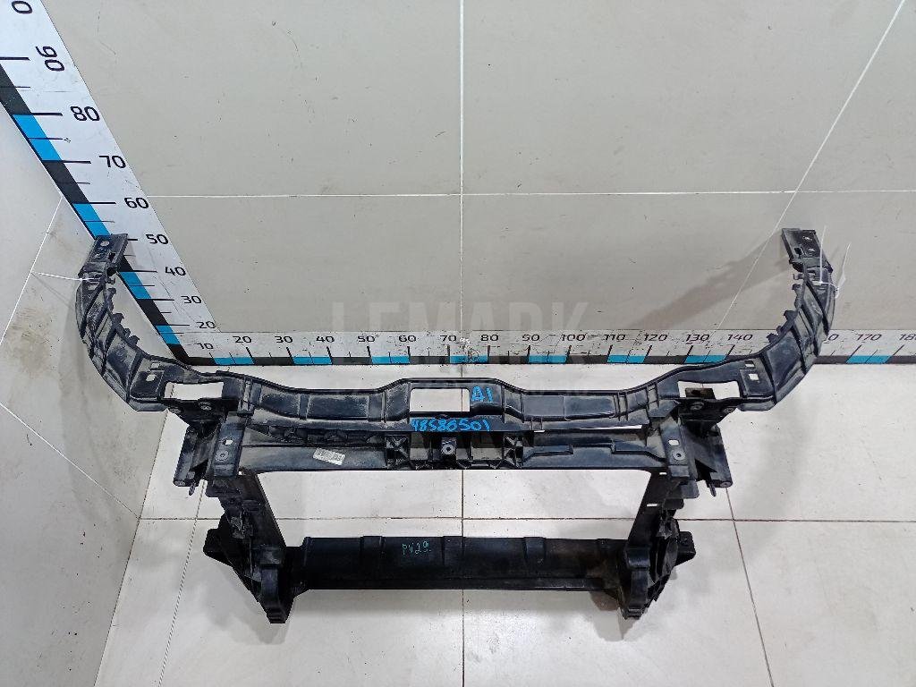 Панель передняя