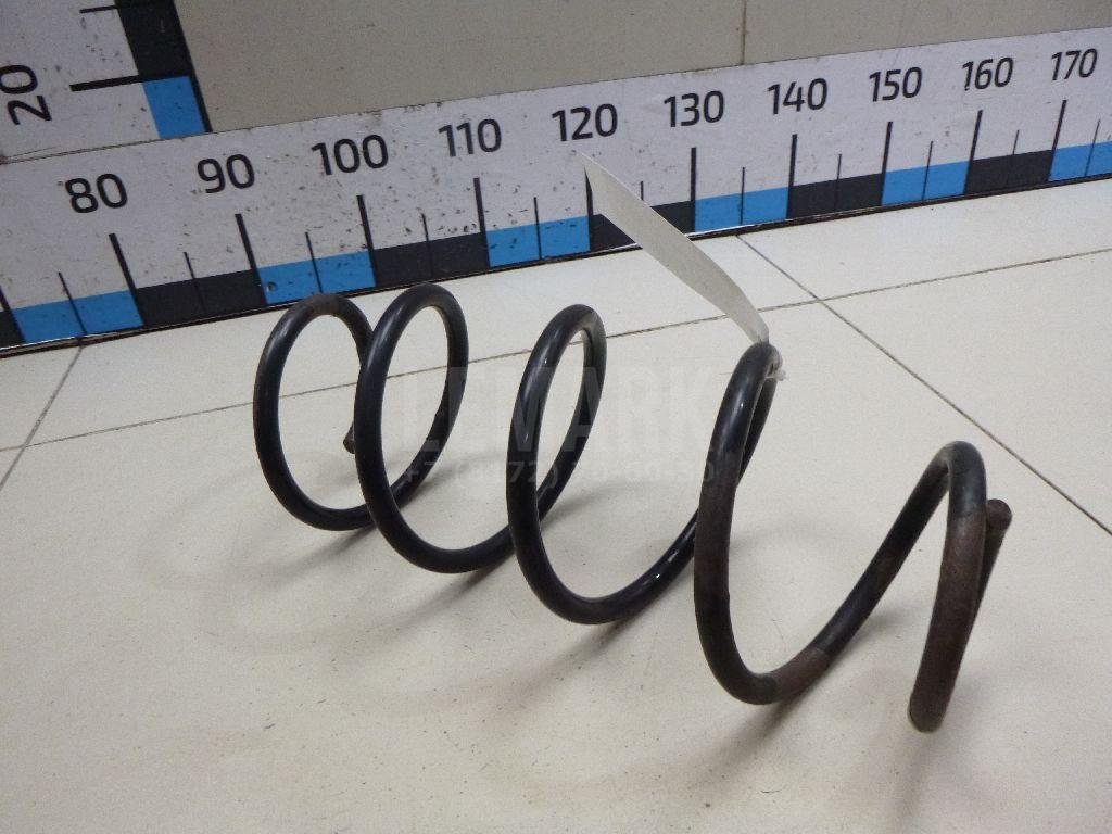 Пружина передняя