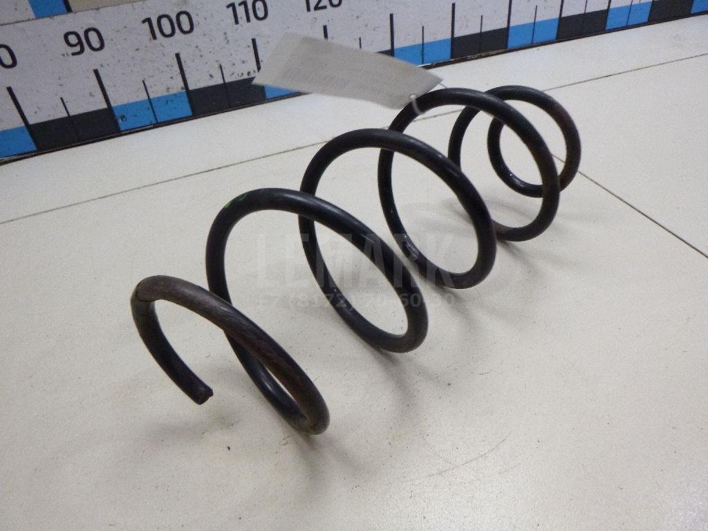 Пружина передняя