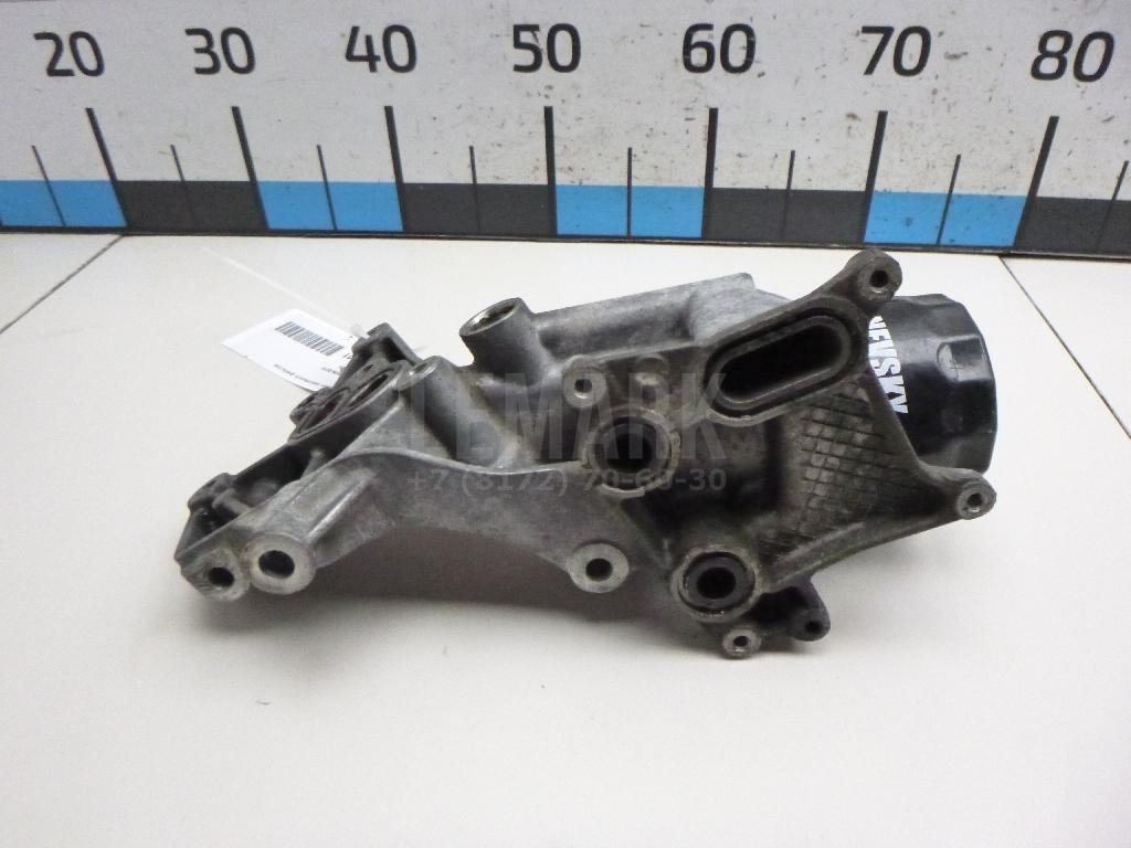 Кронштейн масляного фильтра