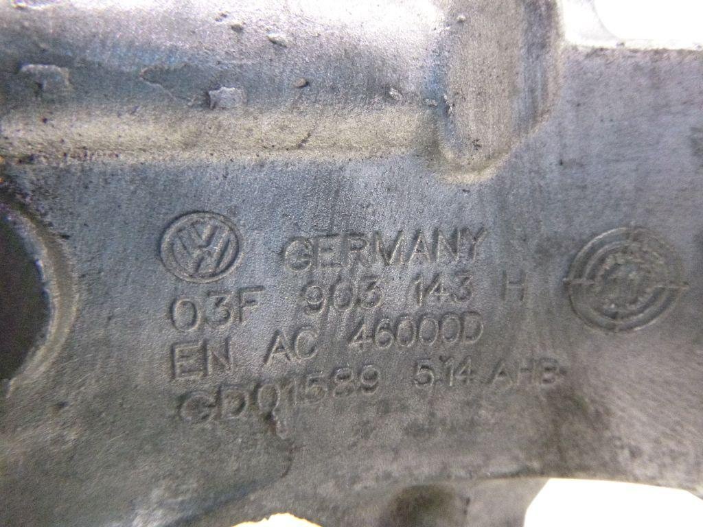 Кронштейн масляного фильтра