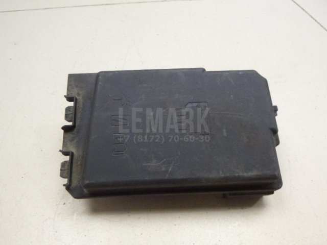 Крышка блока предохранителей