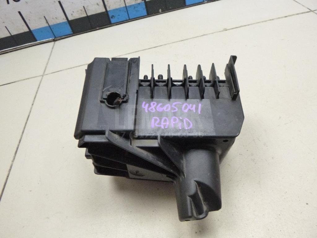 Корпус блока предохранителей