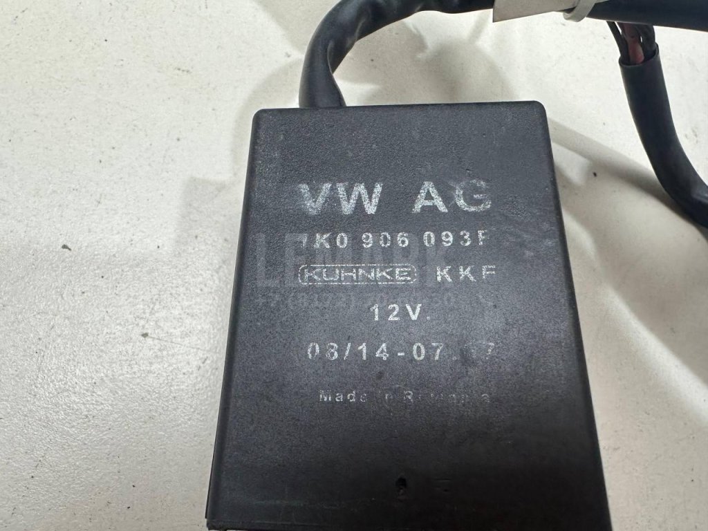 Реле электробензонасоса