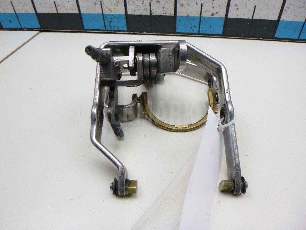 Вилка включения передачи