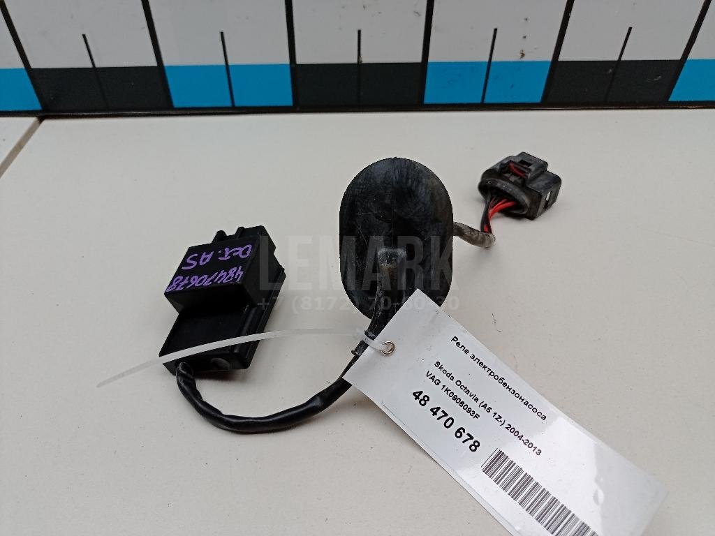 Реле электробензонасоса