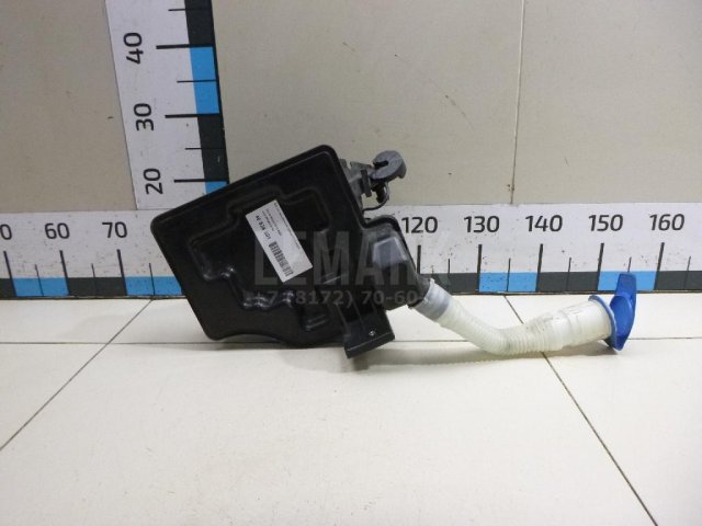 Бачок омывателя лобового стекла