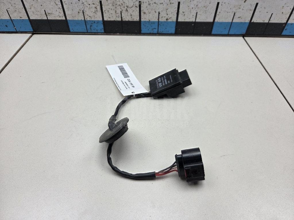 Реле электробензонасоса