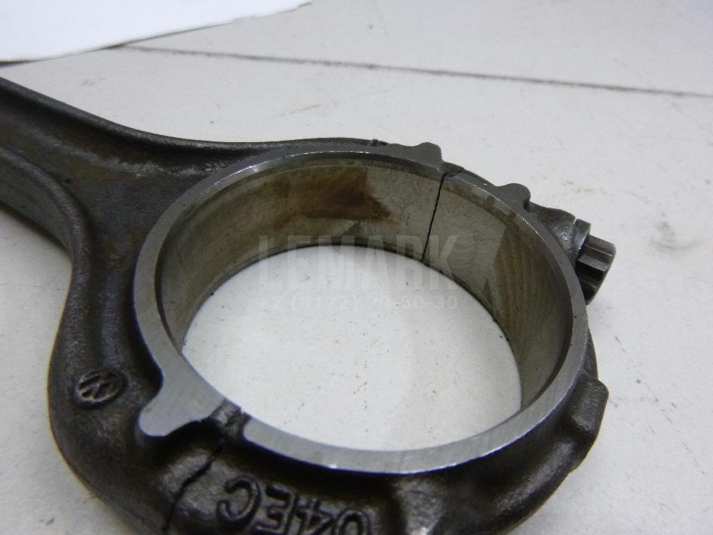 Шатуны к-кт для  Audi A4 [B9] 2015