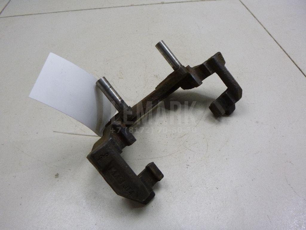 Скоба суппорта переднего