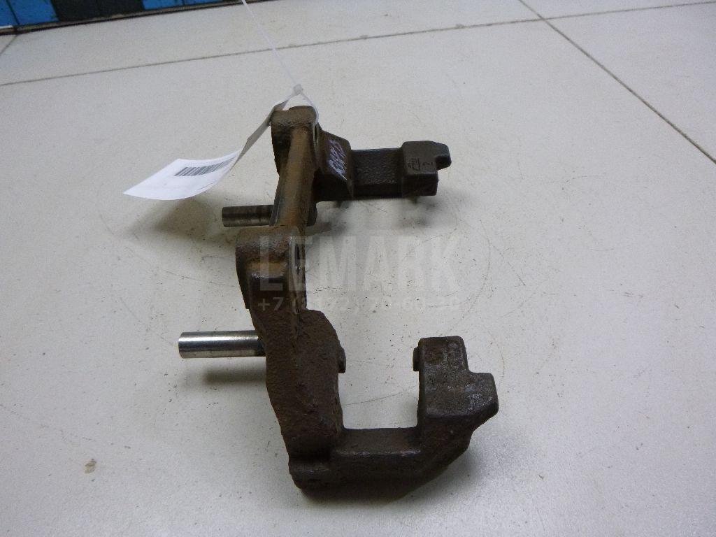 Скоба суппорта переднего