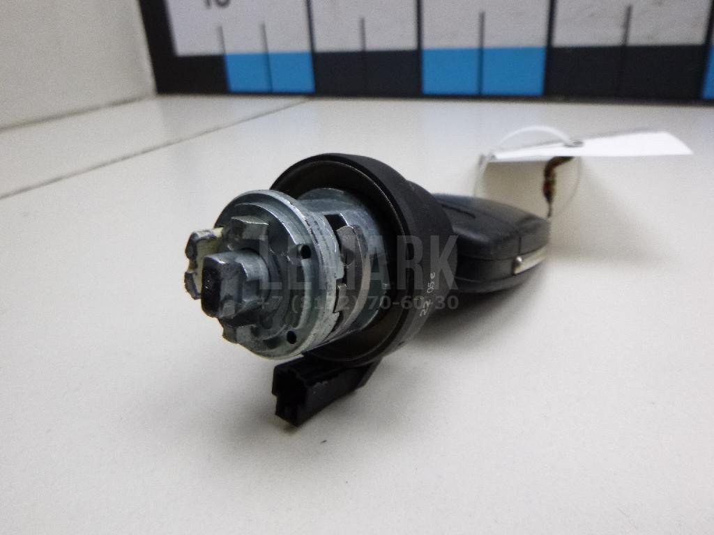 Вставка замка зажигания