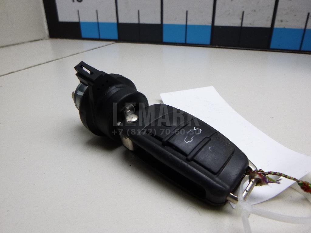 Вставка замка зажигания