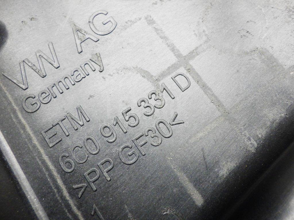 Крепление АКБ (корпус/подставка)