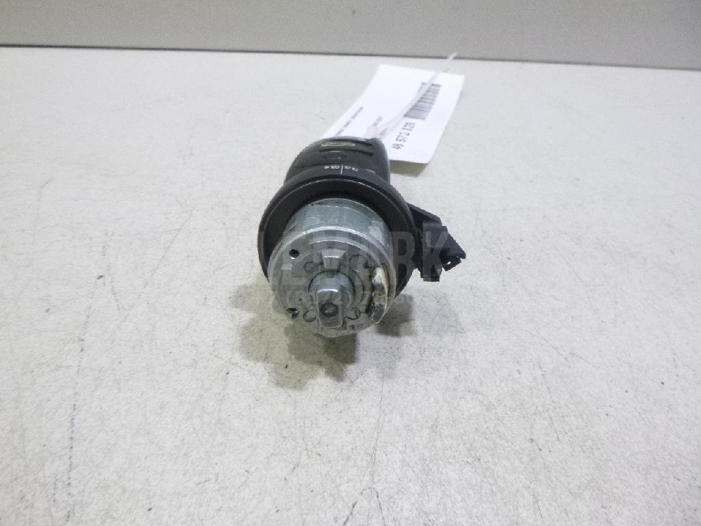 Вставка замка зажигания