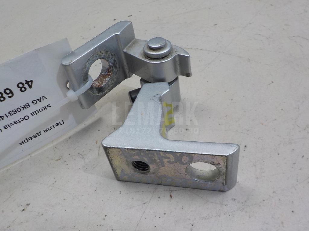 Петля двери для  Audi A1 (8X) 2010-2018