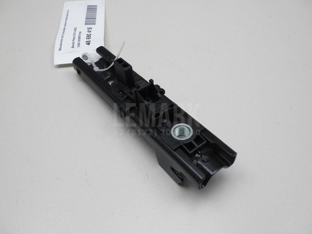 Механизм регулировки ремня безопасности