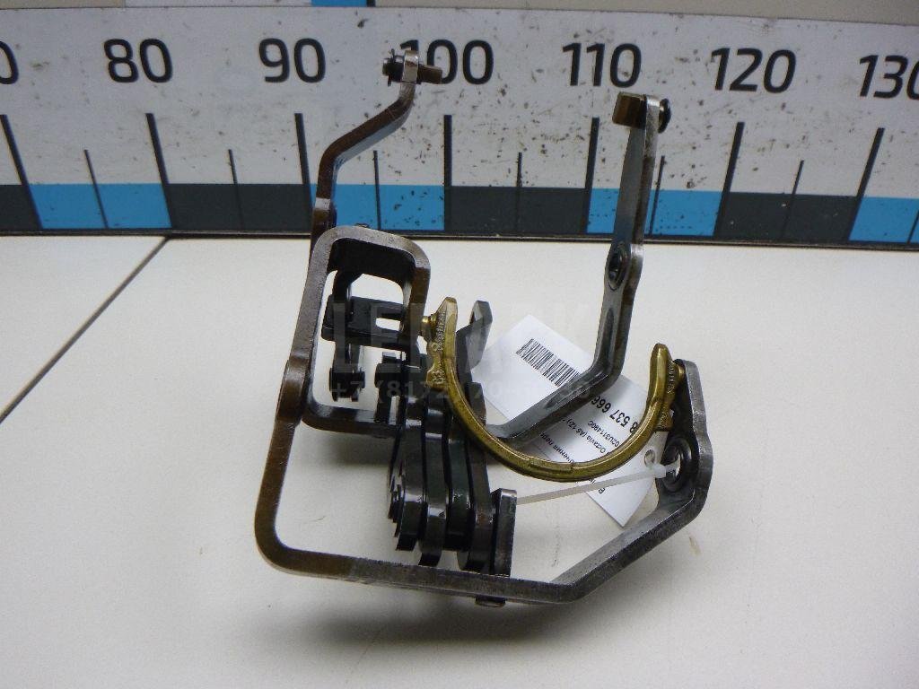 Вилка включения передачи