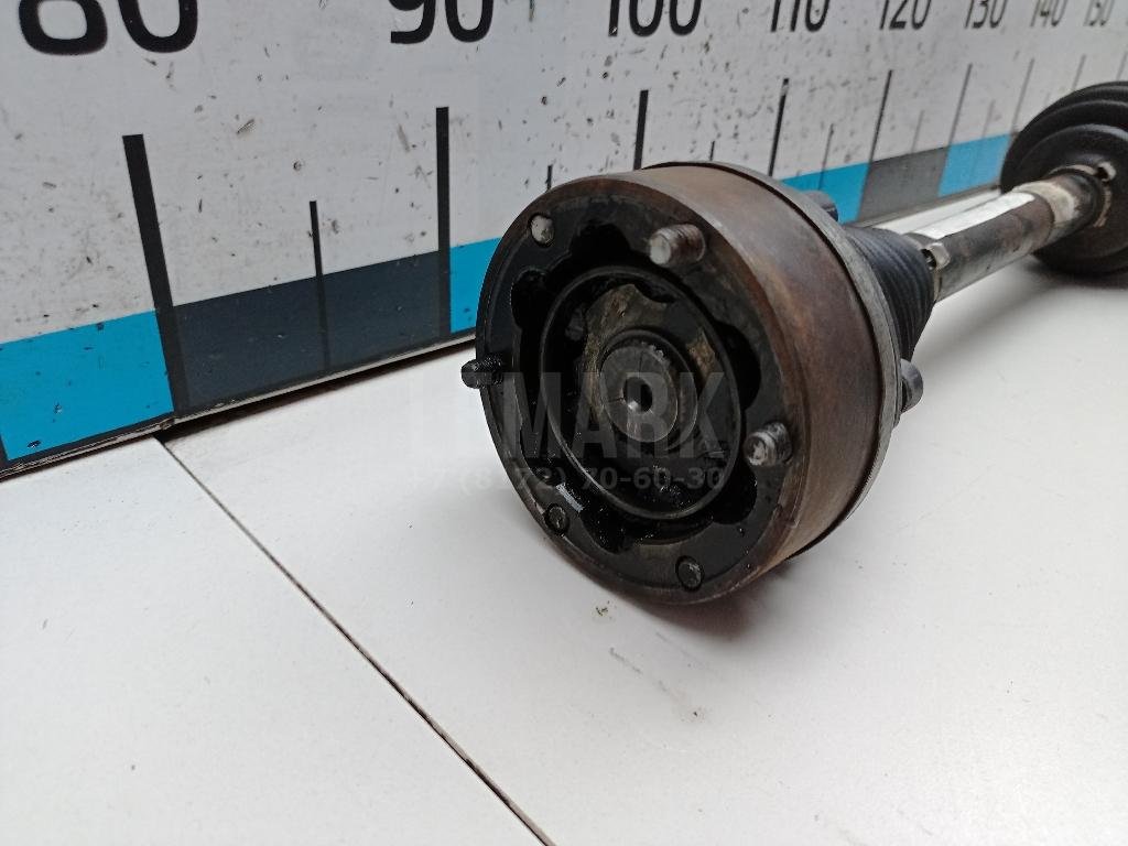 Полуось передняя левая