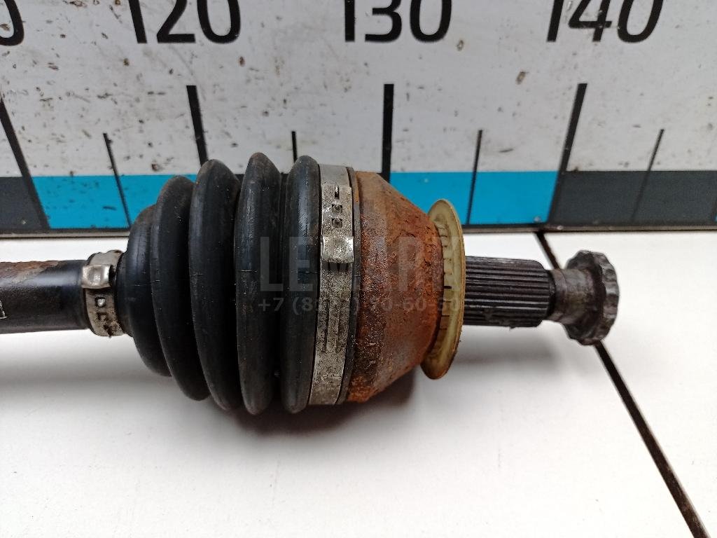 Полуось передняя левая