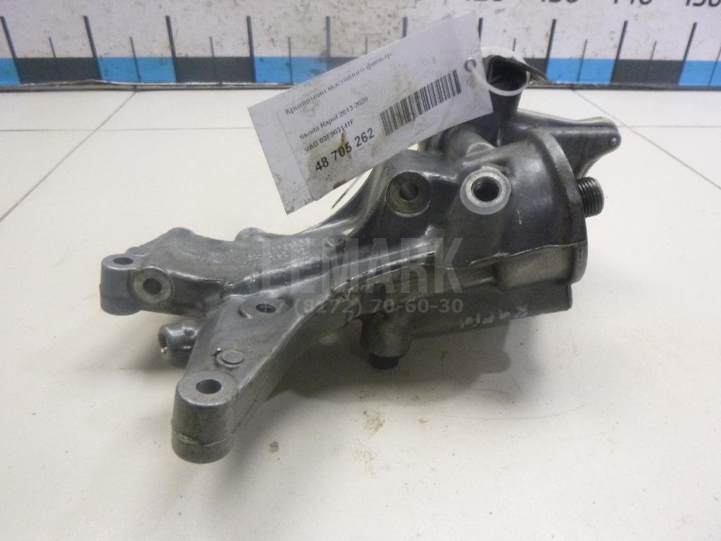 Кронштейн масляного фильтра