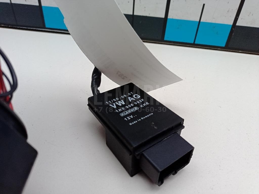 Реле электробензонасоса