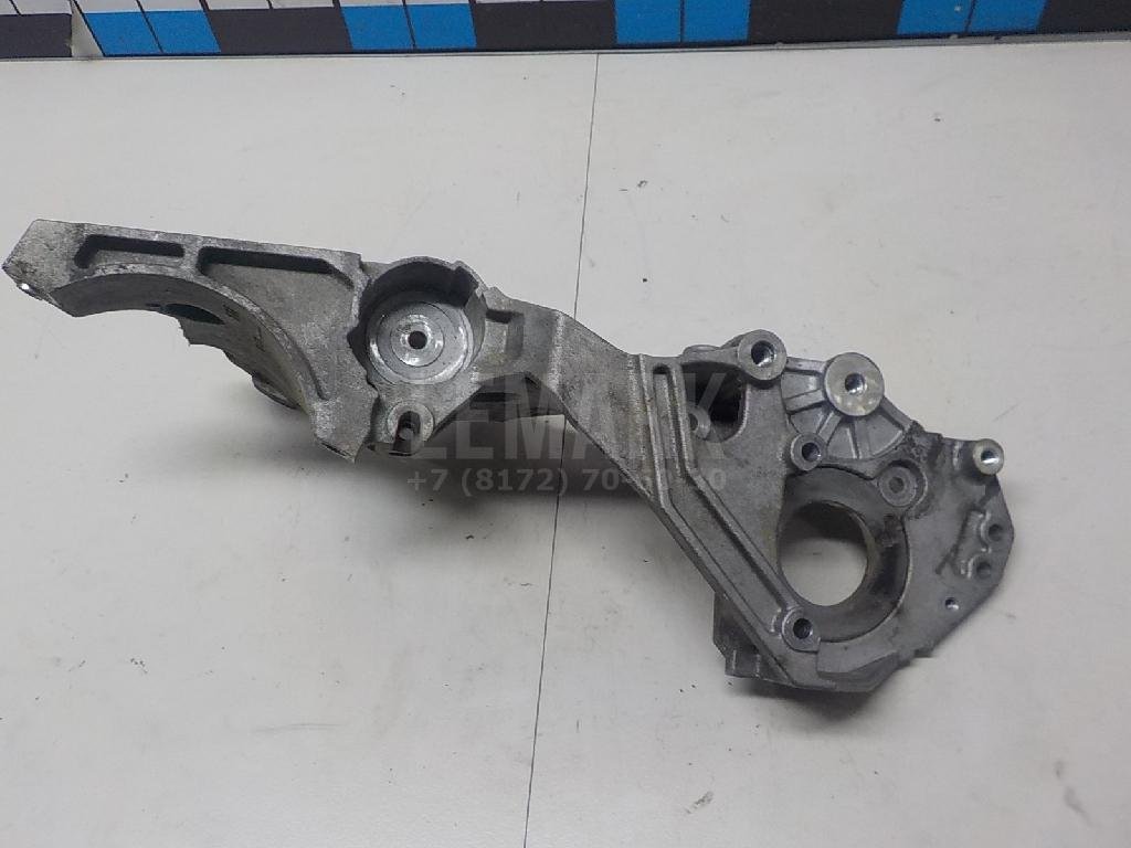 Кронштейн генератора