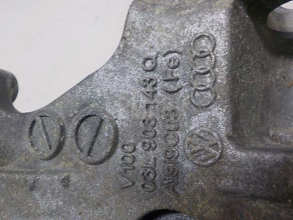 Кронштейн генератора