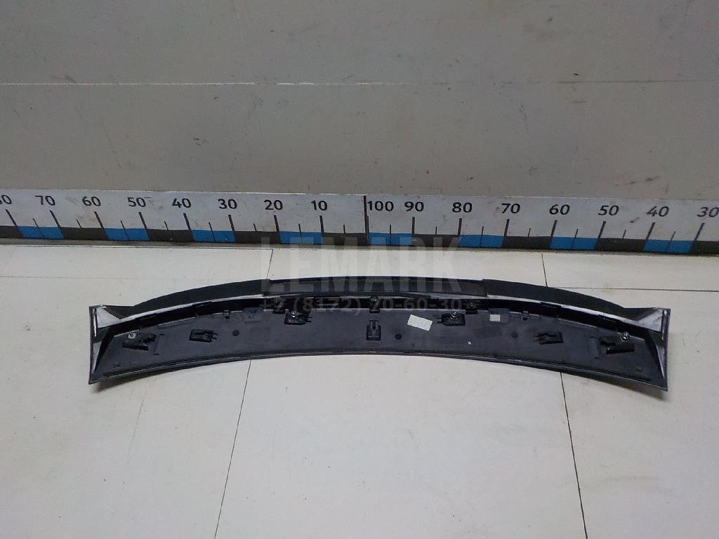 Спойлер (дефлектор) багажника