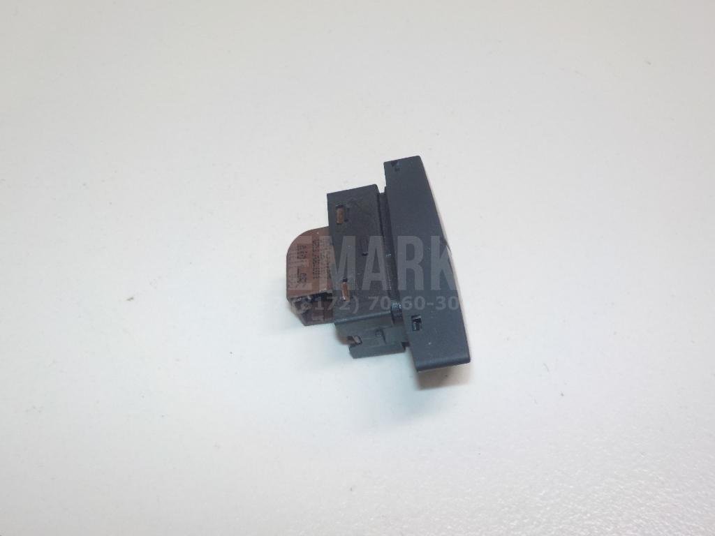 Кнопка центрального замка