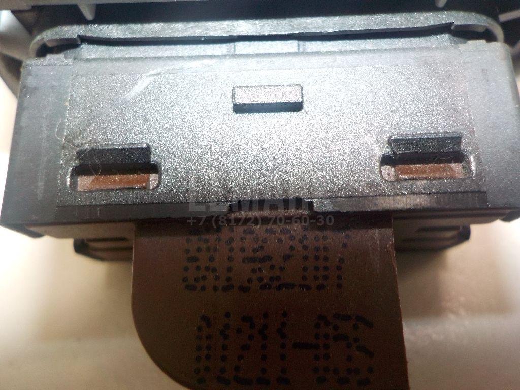 Кнопка центрального замка