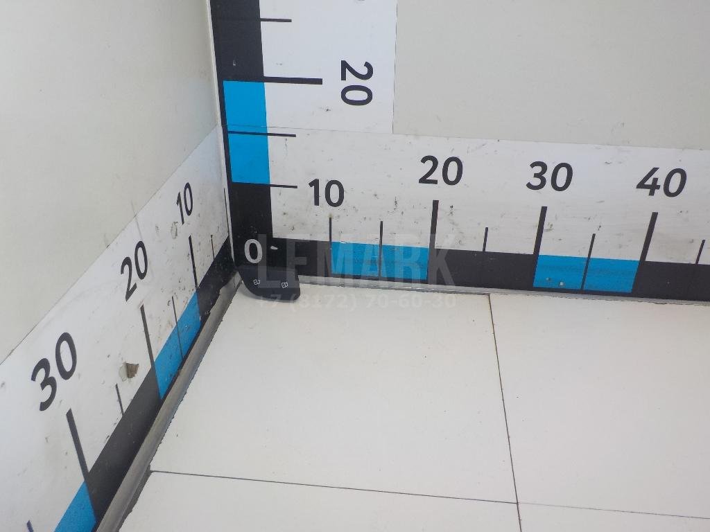 Кнопка центрального замка