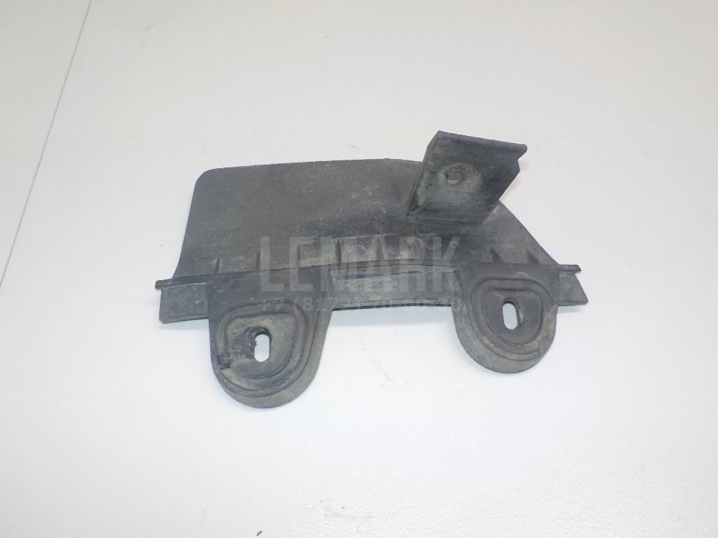 Брызговик задний правый