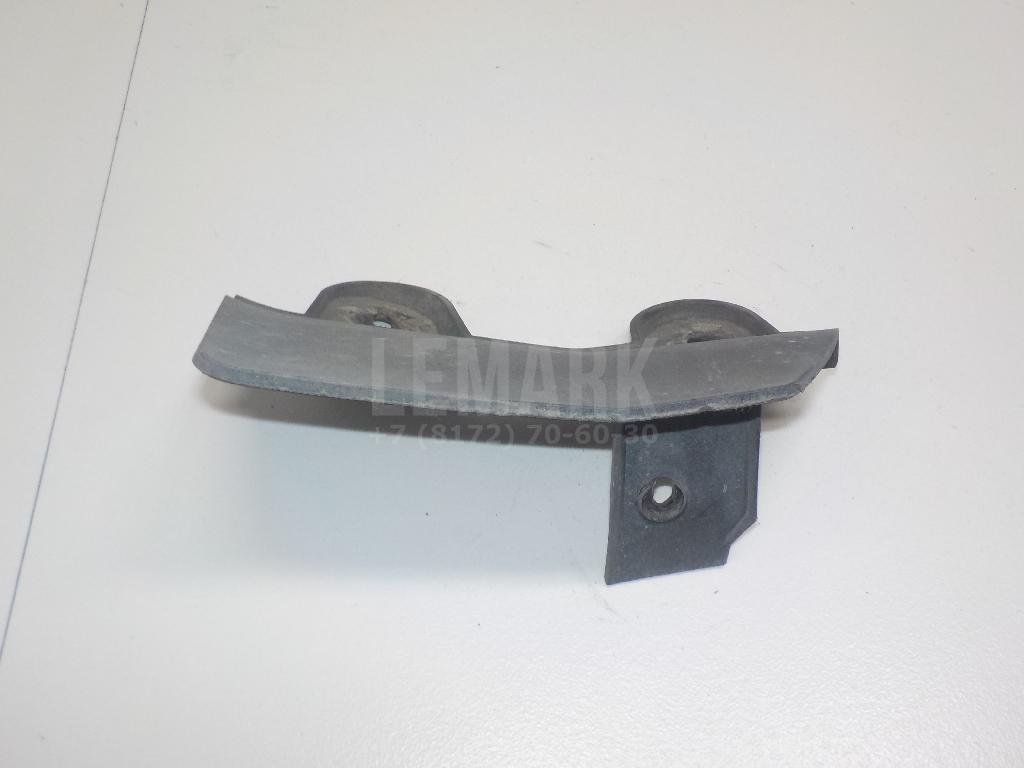 Брызговик задний правый