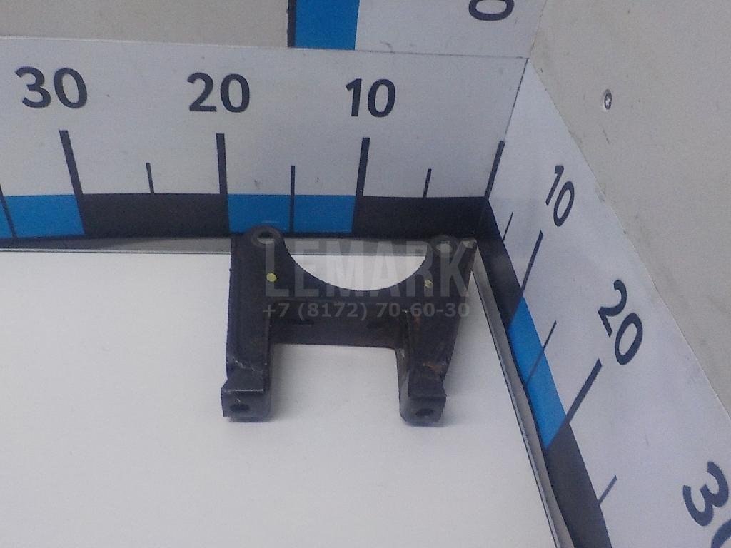 Кронштейн опоры КПП для  Audi A4 [B7] 2005-2007