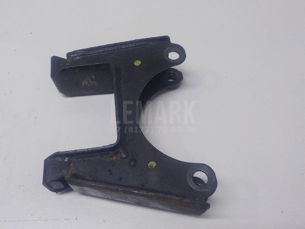 Кронштейн опоры КПП для  Audi A4 [B7] 2005-2007