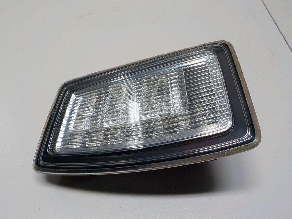 Фонарь задний внутренний левый