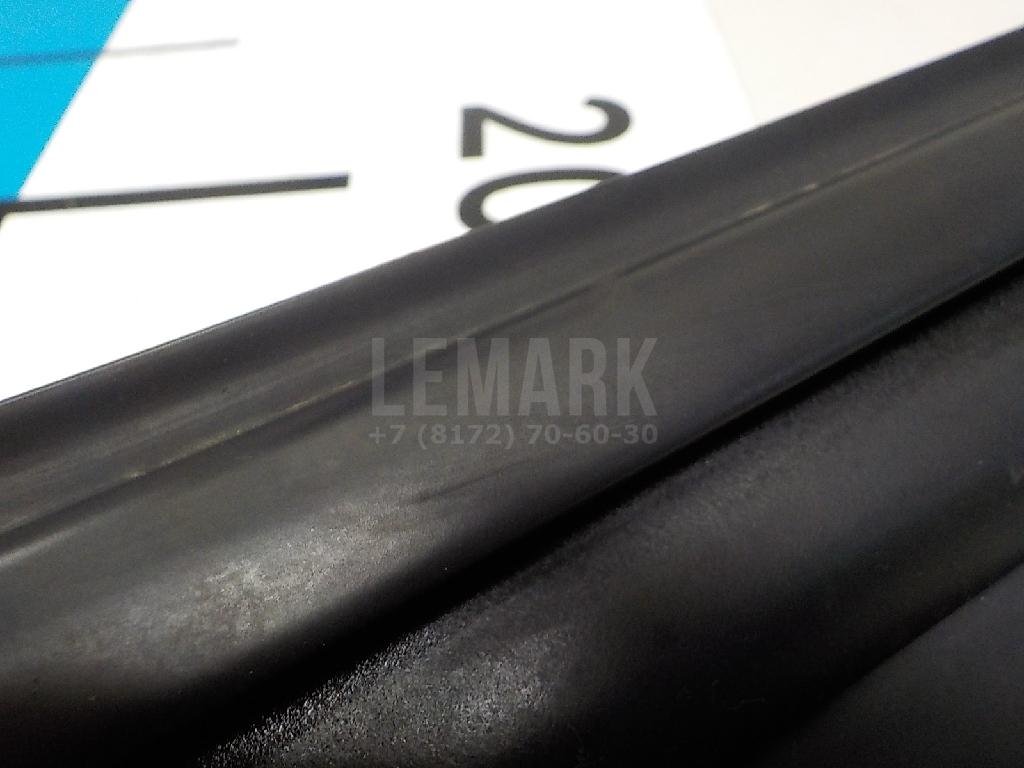 Уплотнитель стекла двери