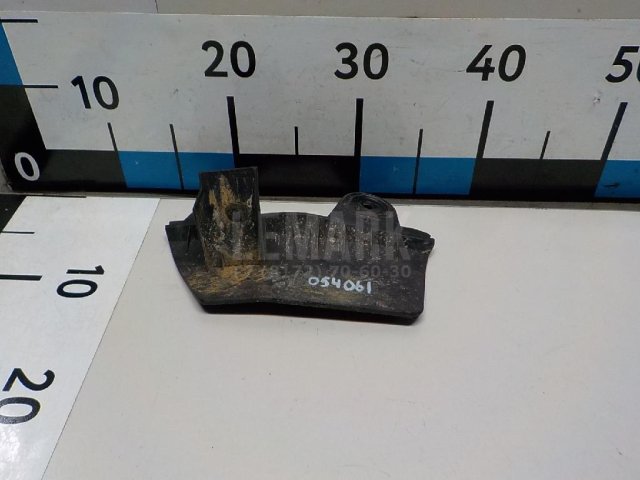 Брызговик задний правый