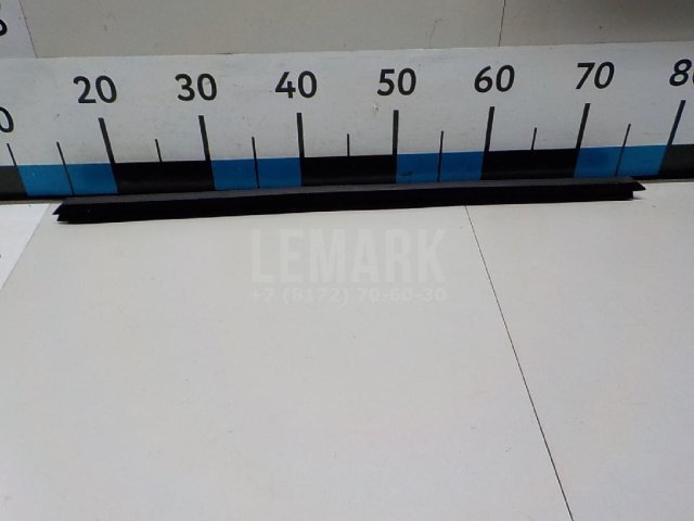 Уплотнитель стекла двери