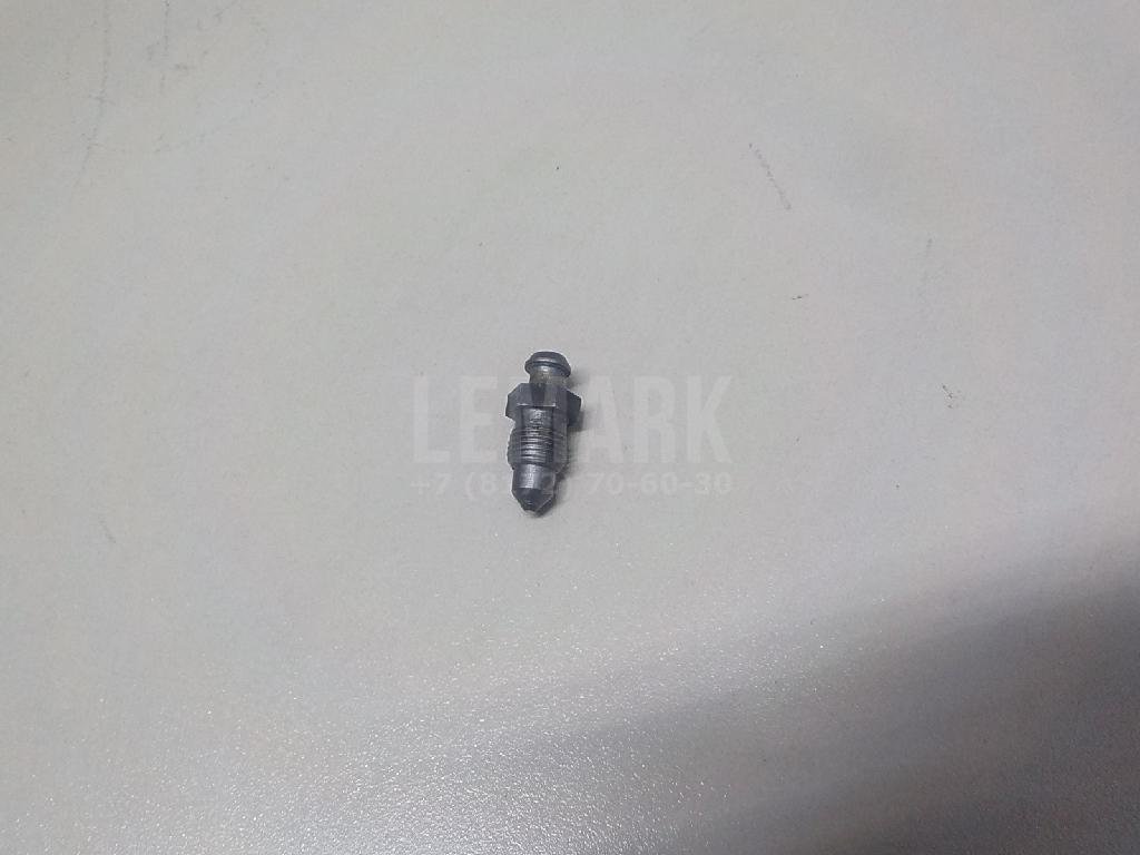 Штуцер прокачки тормозов