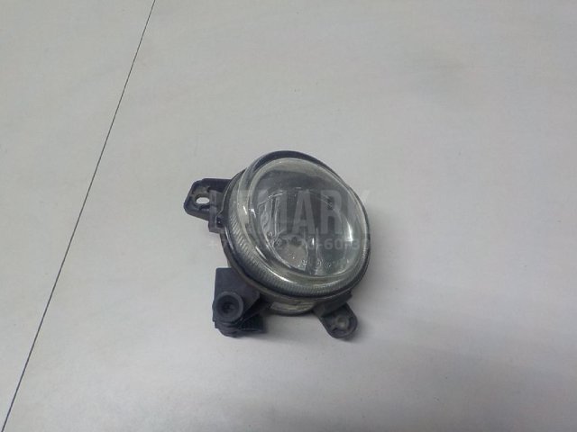 Фара противотуманная левая