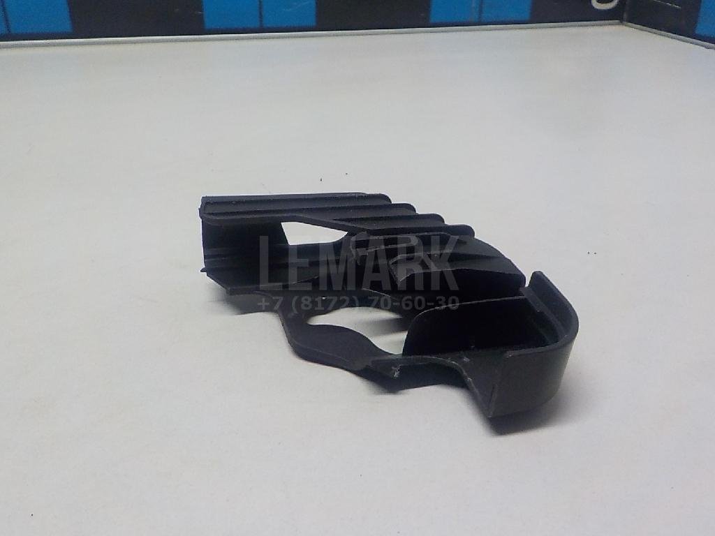 Фиксатор замка двери